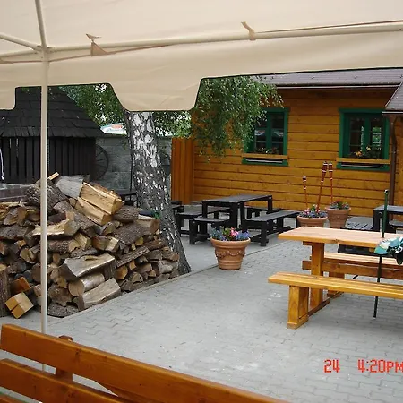 Penzion Penzion A Restaurace Myslivna