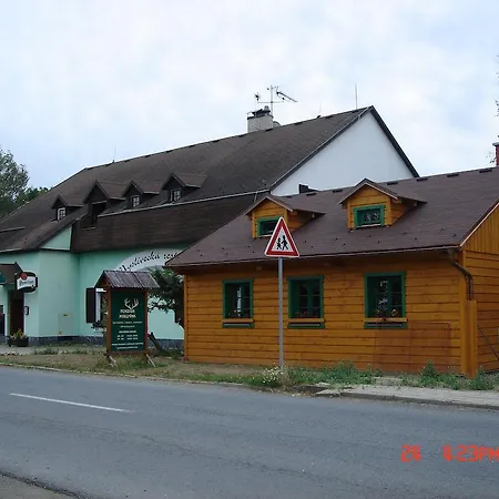 Penzion Penzion A Restaurace Myslivna Velký Újezd