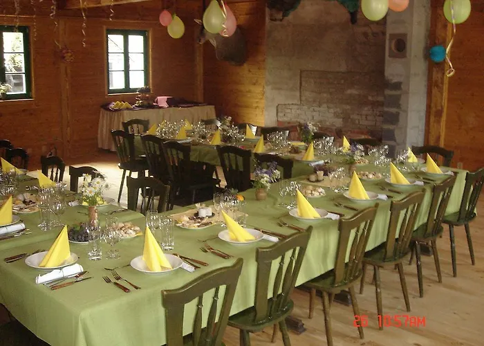 Penzion A Restaurace Myslivna Velký Újezd